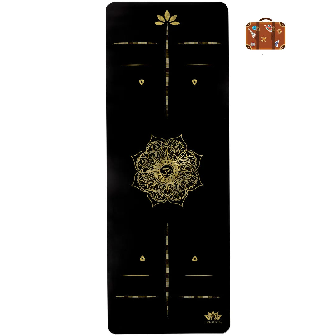 esterilla de yoga viajera antideslizante premium diseño mandala negro con tinta dorada y lineas de alineación