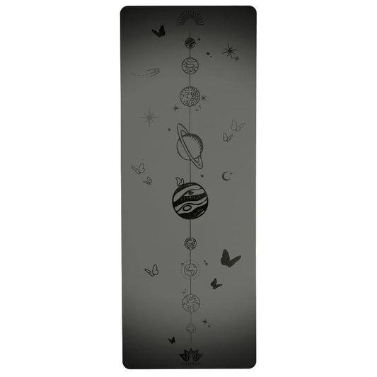 esterilla de yoga antideslizante premium diseño mi universo negro con grabado láser